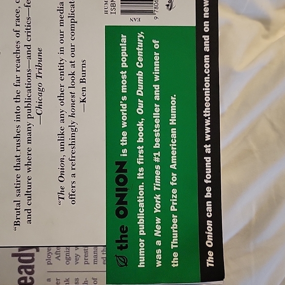 Book: The Onion - Picture 4 of 7
